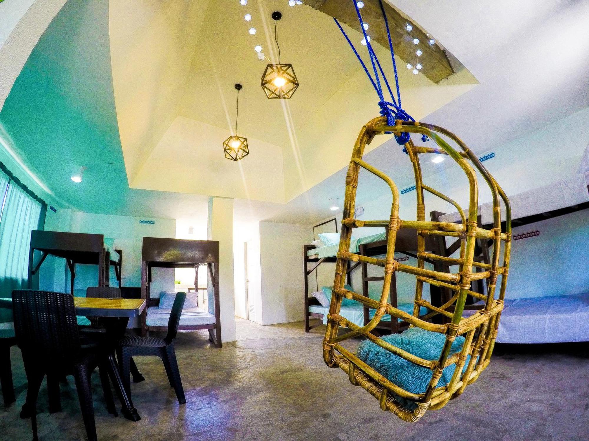 Full Moon Hostel Coron Exteriér fotografie